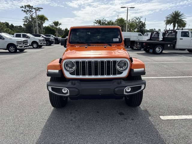 New 2026 Jeep Wrangler Unlimited Sahara w/ Whitecap Package AWD/4WD image 8
