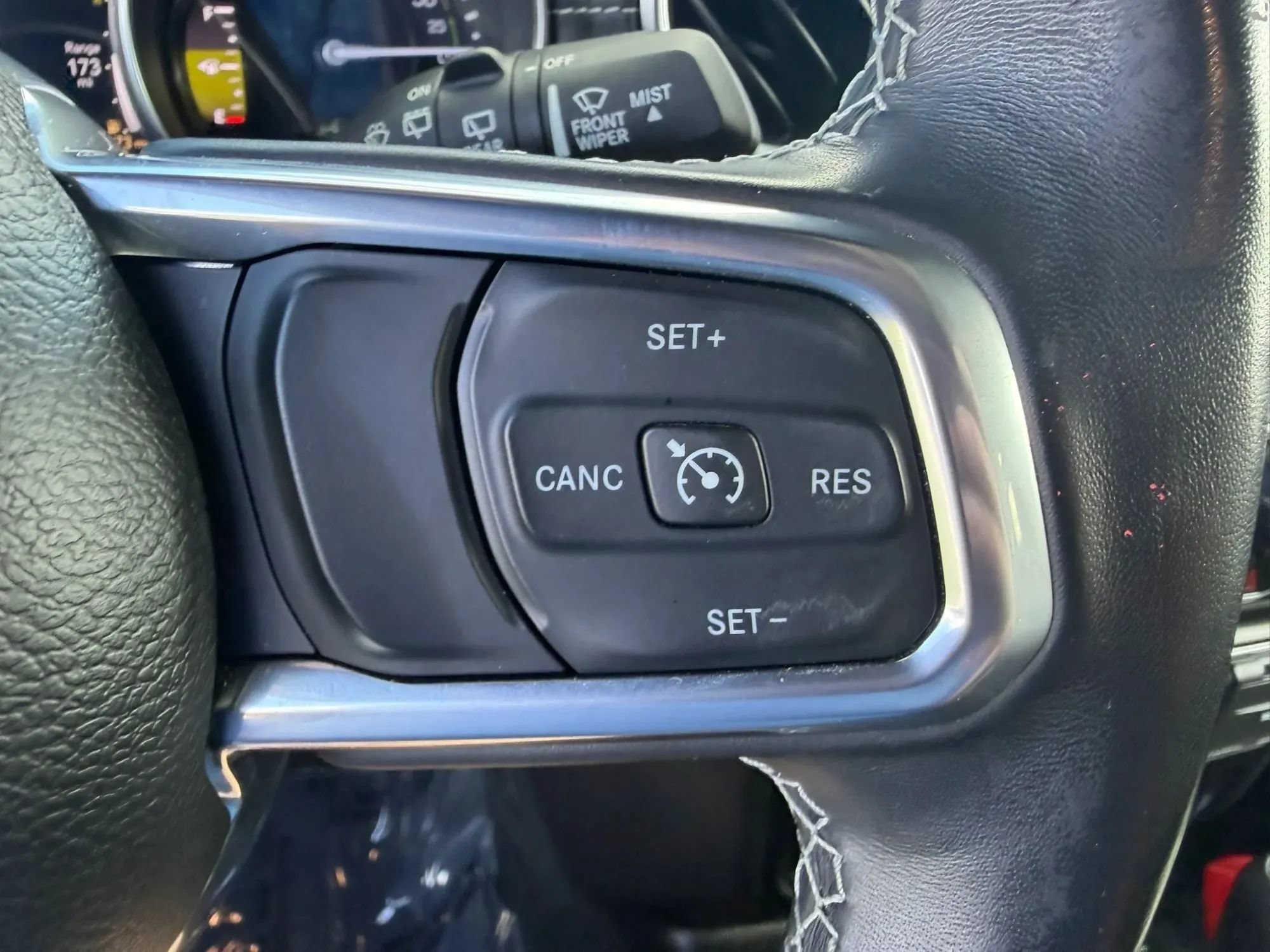 Used 2023 Jeep Wrangler Unlimited Sahara w/ Cold Weather Group AWD/4WD image 15