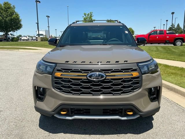 Used 2026 Ford Explorer Tremor w/ Tremor Ultimate Package AWD/4WD image 9
