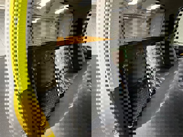 Used 2004 Dodge Ram 1500 Truck SLT w/ Sport Appearance Group image 23