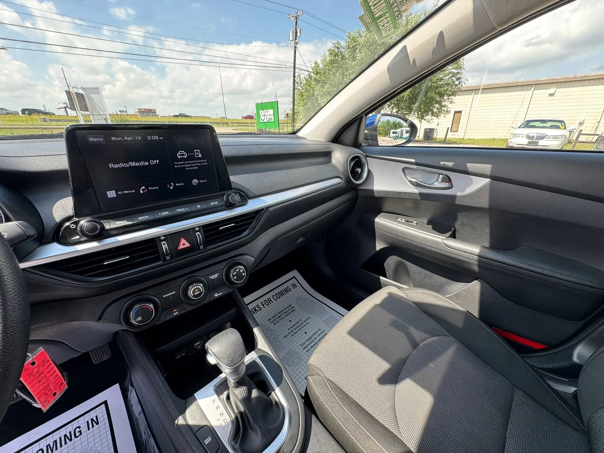 Used 2022 Kia Forte LXS w/ LXS Technology Package image 26