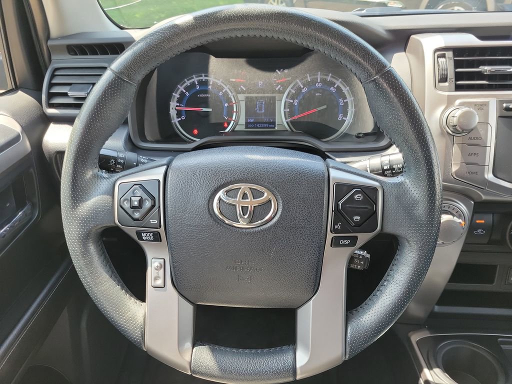 Used 2018 Toyota 4Runner SR5 RWD image 18