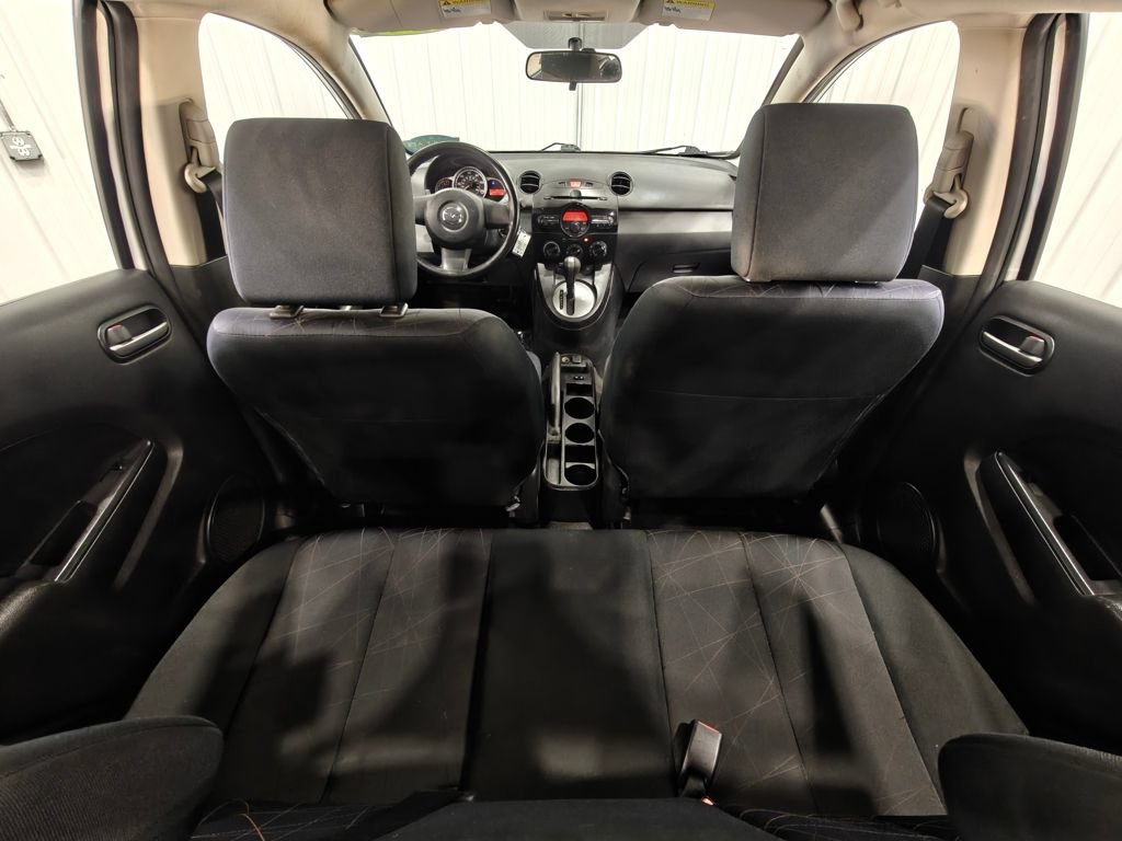 Used 2014 MAZDA MAZDA2 Sport FWD image 25