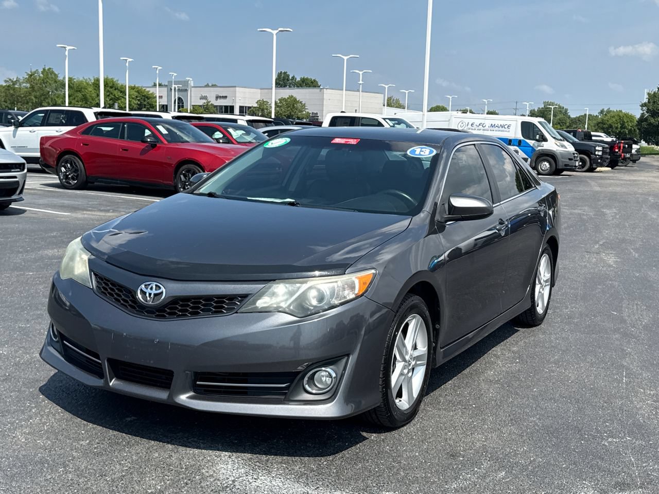 Used 2013 Toyota Camry SE FWD image 7