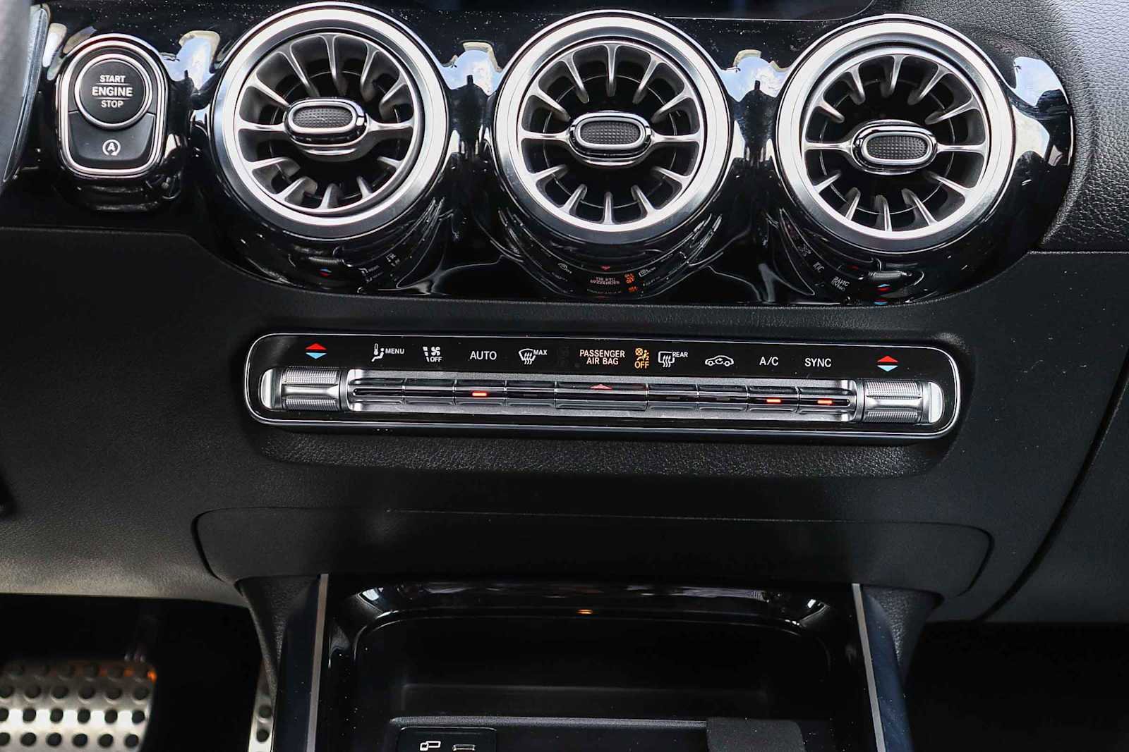 Used 2022 Mercedes-Benz GLA 250 image 17