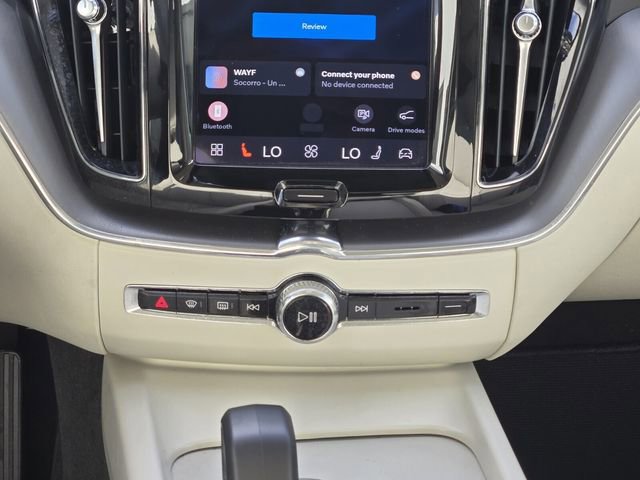 Used 2024 Volvo XC60 B5 Core image 21