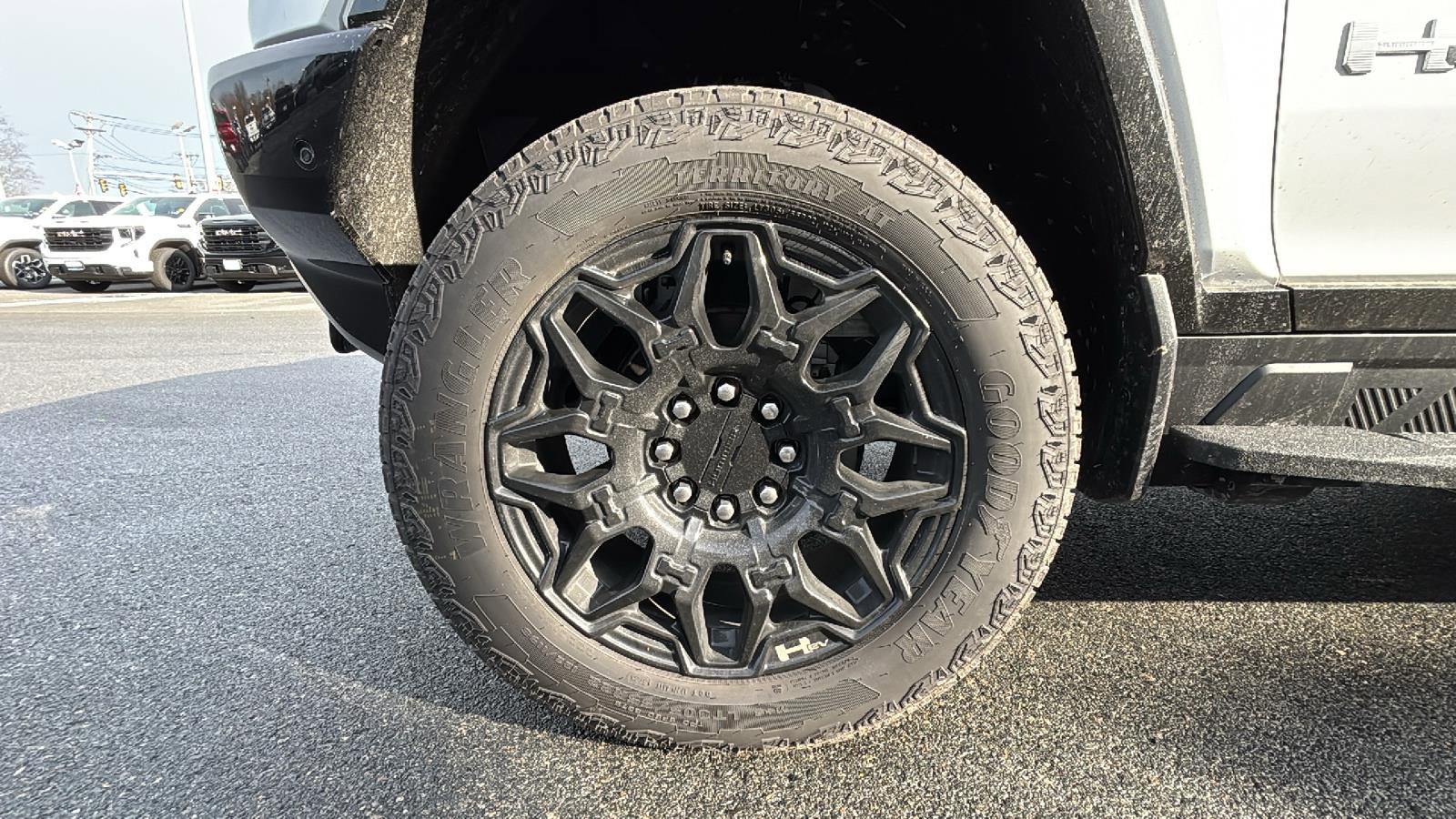 New 2026 GMC Hummer EV SUV image 10