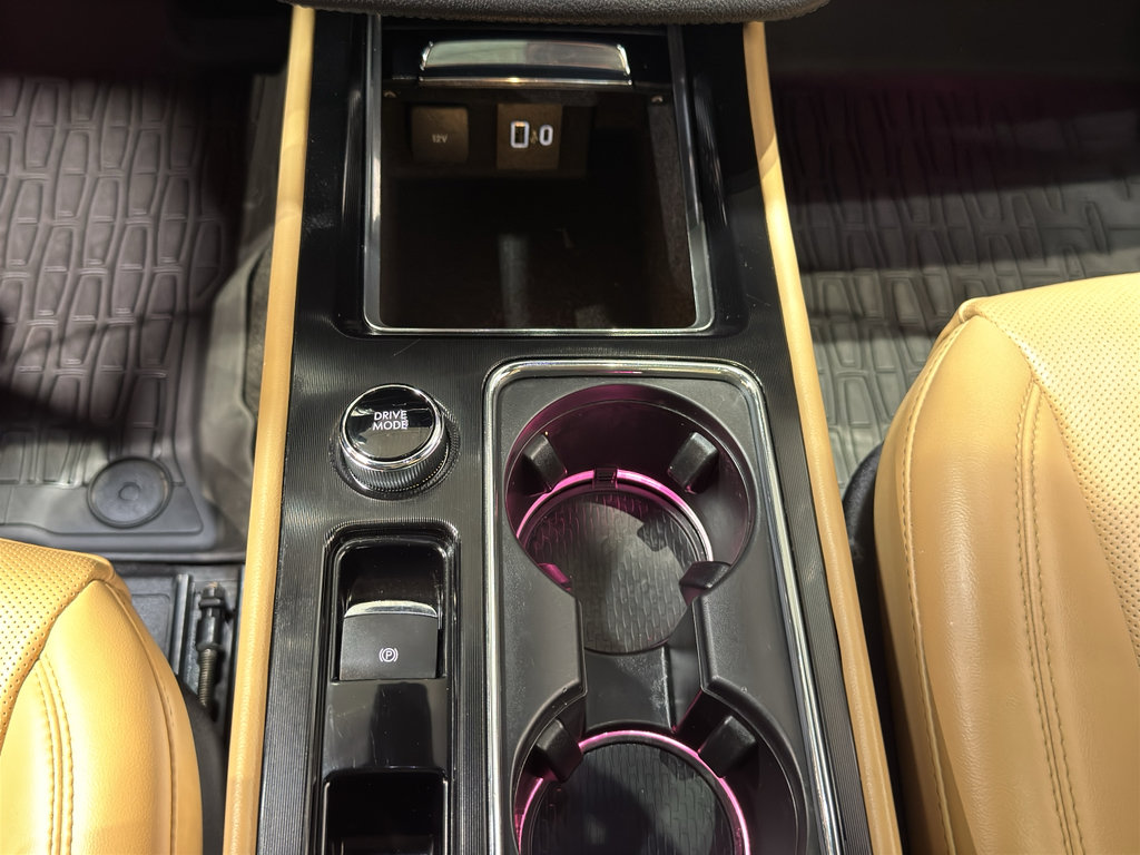 Used 2022 Lincoln Corsair Reserve w/ Equipment Group 201A image 32