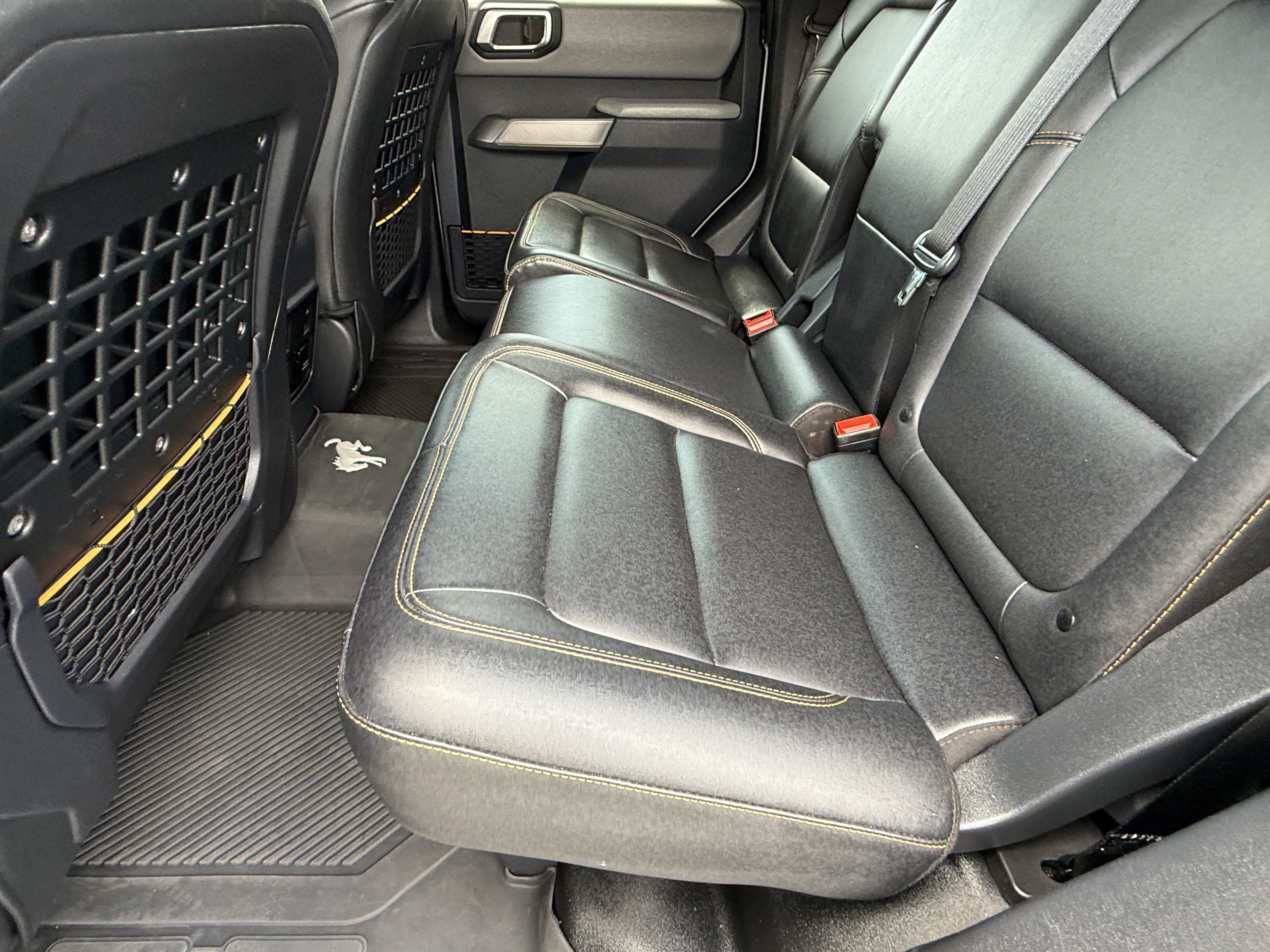 Used 2023 Ford Bronco Badlands AWD/4WD image 16