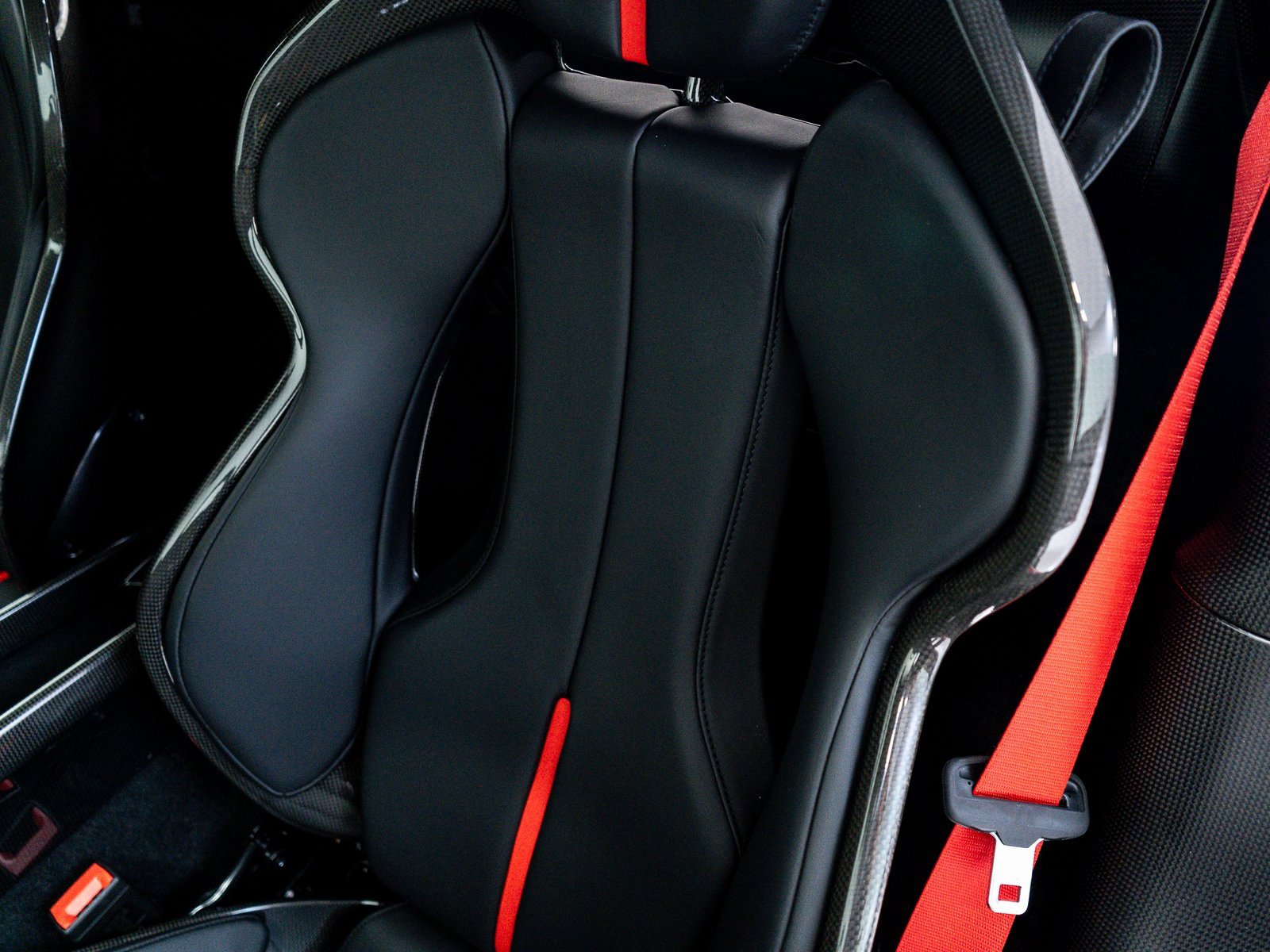 Used 2023 Ferrari 296 GTB image 18