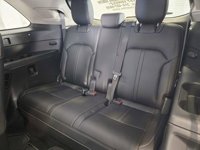 Certified 2025 MAZDA CX-90 Plug-In Hybrid w/ Preferred image 11