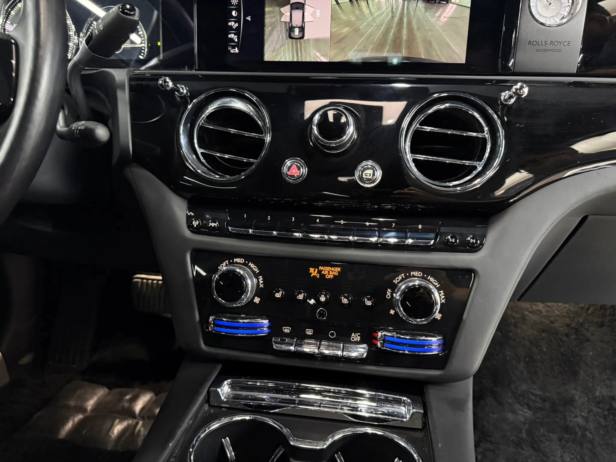 Used 2022 Rolls-Royce Ghost AWD/4WD image 48