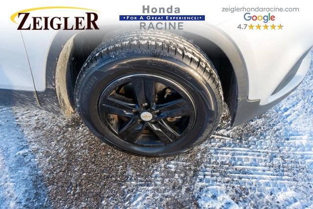 Used 2020 Chevrolet Trax LT w/ LT Convenience Package image 10
