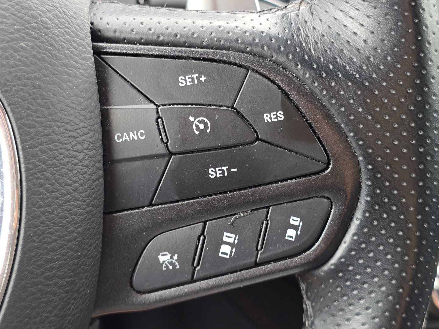 Used 2024 Dodge Durango R/T AWD/4WD image 19