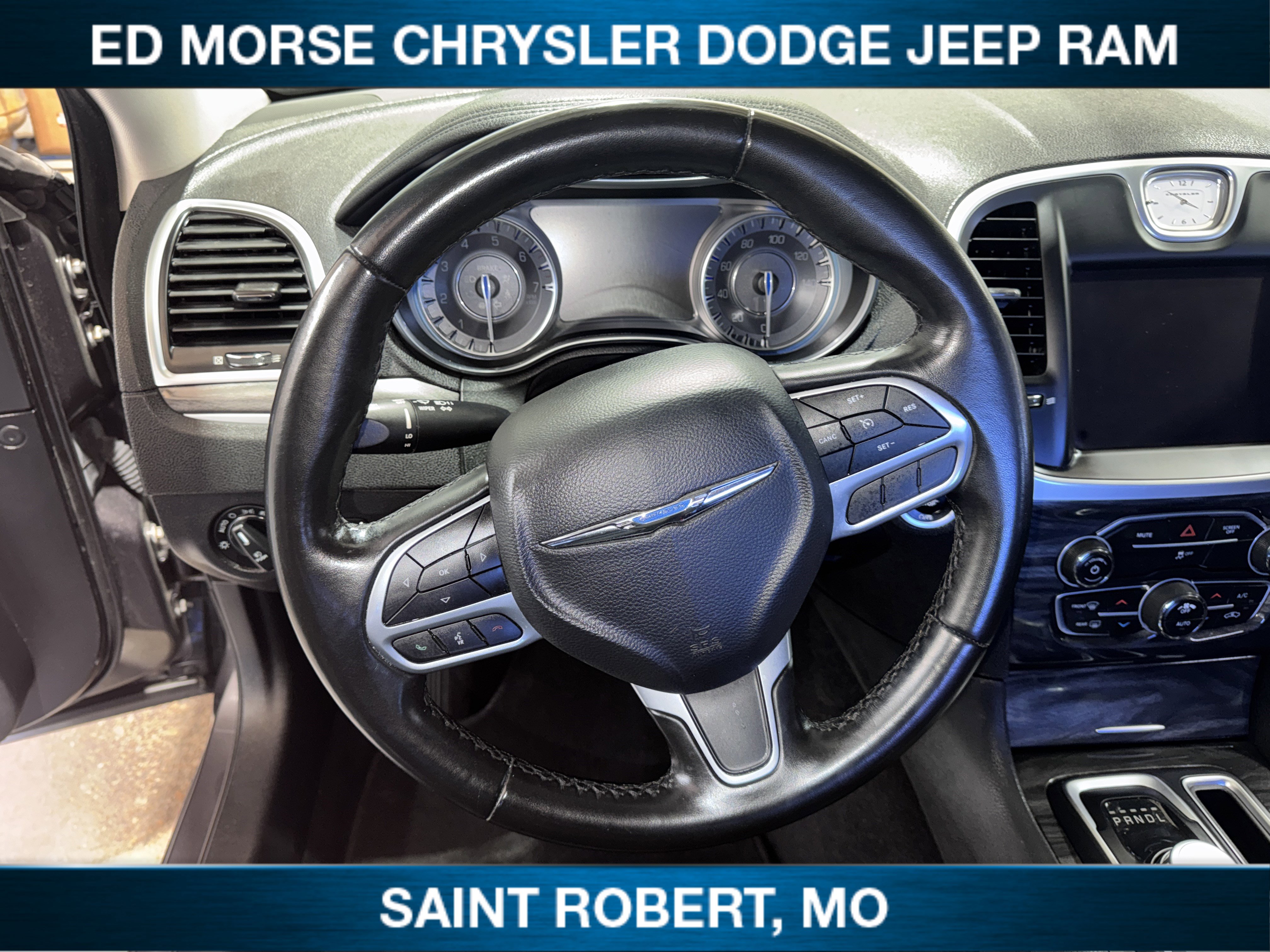 Used 2020 Chrysler 300 Touring L w/ Quick Order Package 2EF image 21