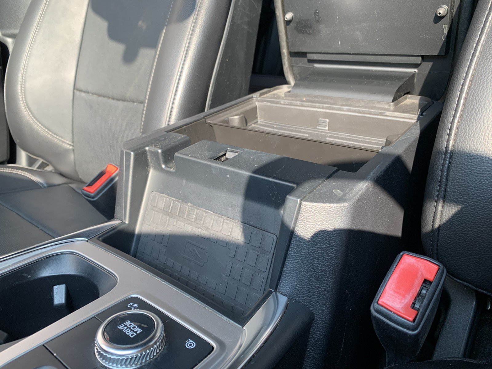 Used 2020 Ford Explorer Limited AWD/4WD image 27