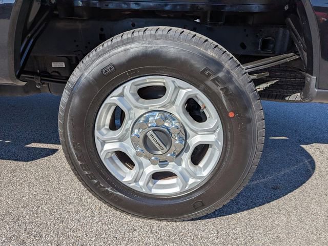 Used 2025 Ford F250 XLT image 17