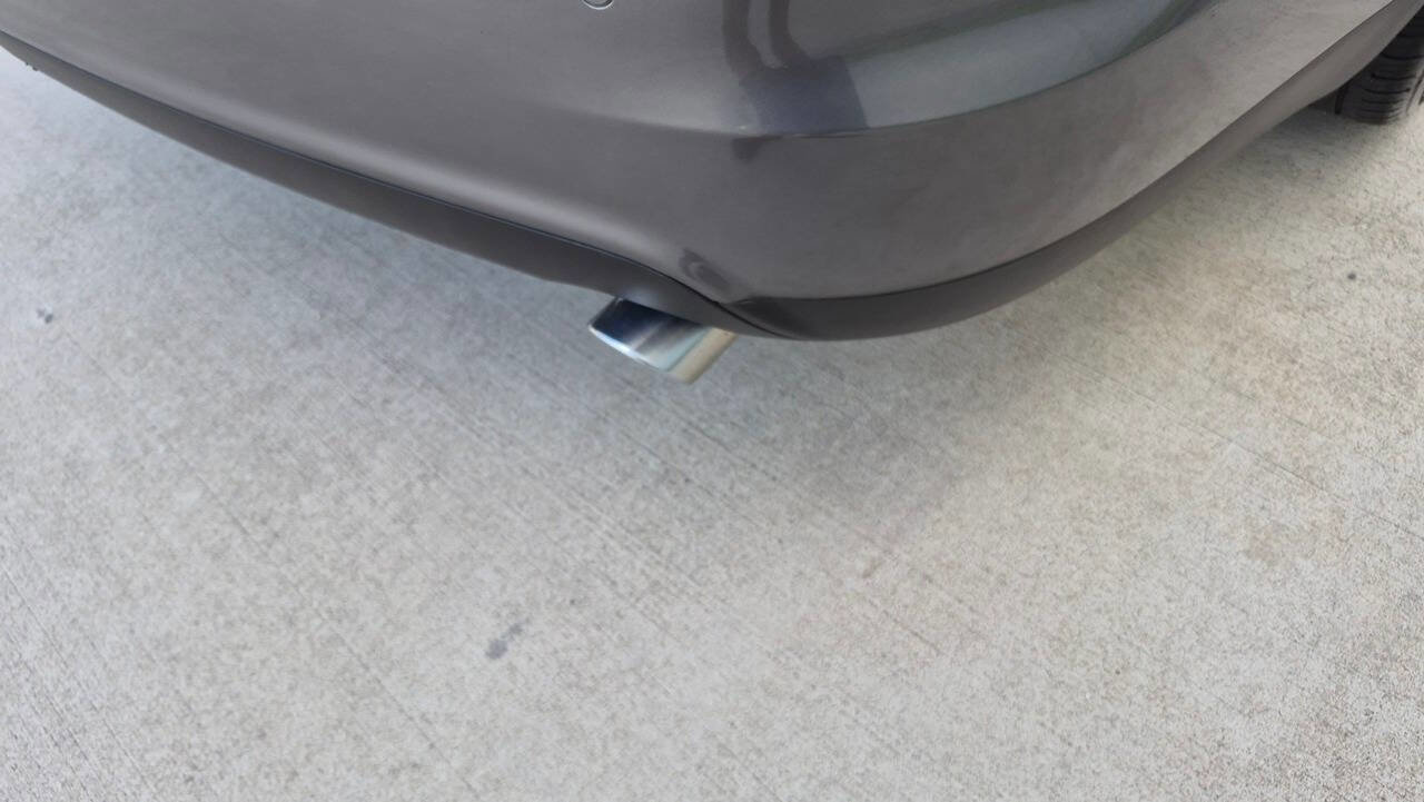 Used 2012 Lincoln MKS FWD image 31