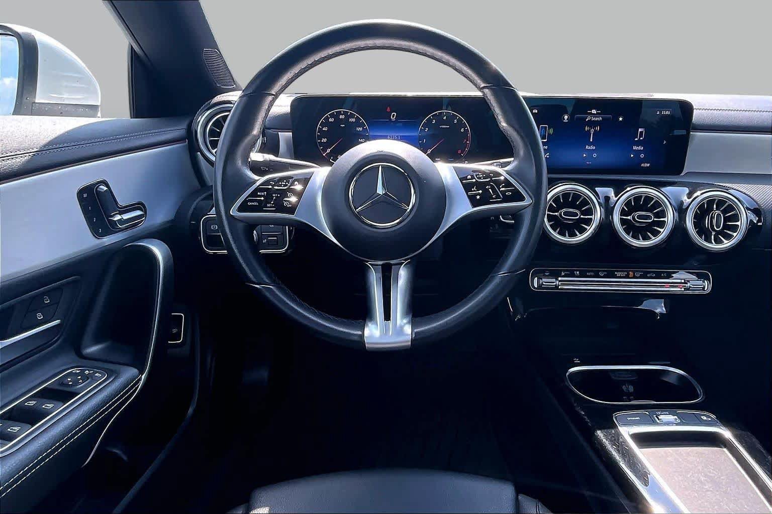 Used 2025 Mercedes-Benz CLA 250 4MATIC image 6