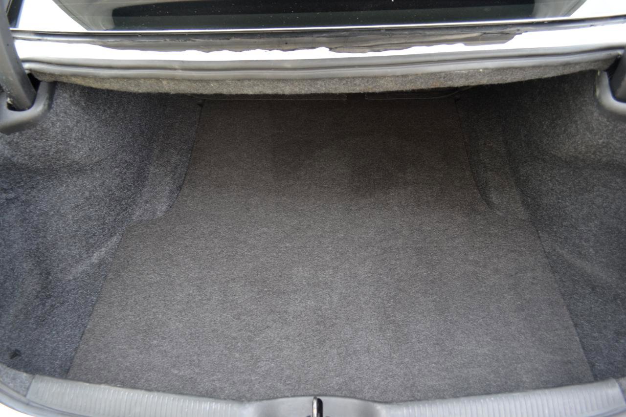 Used 2018 Dodge Charger GT image 8