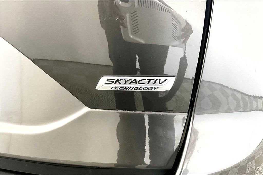 Used 2018 MAZDA CX-5 Touring image 14