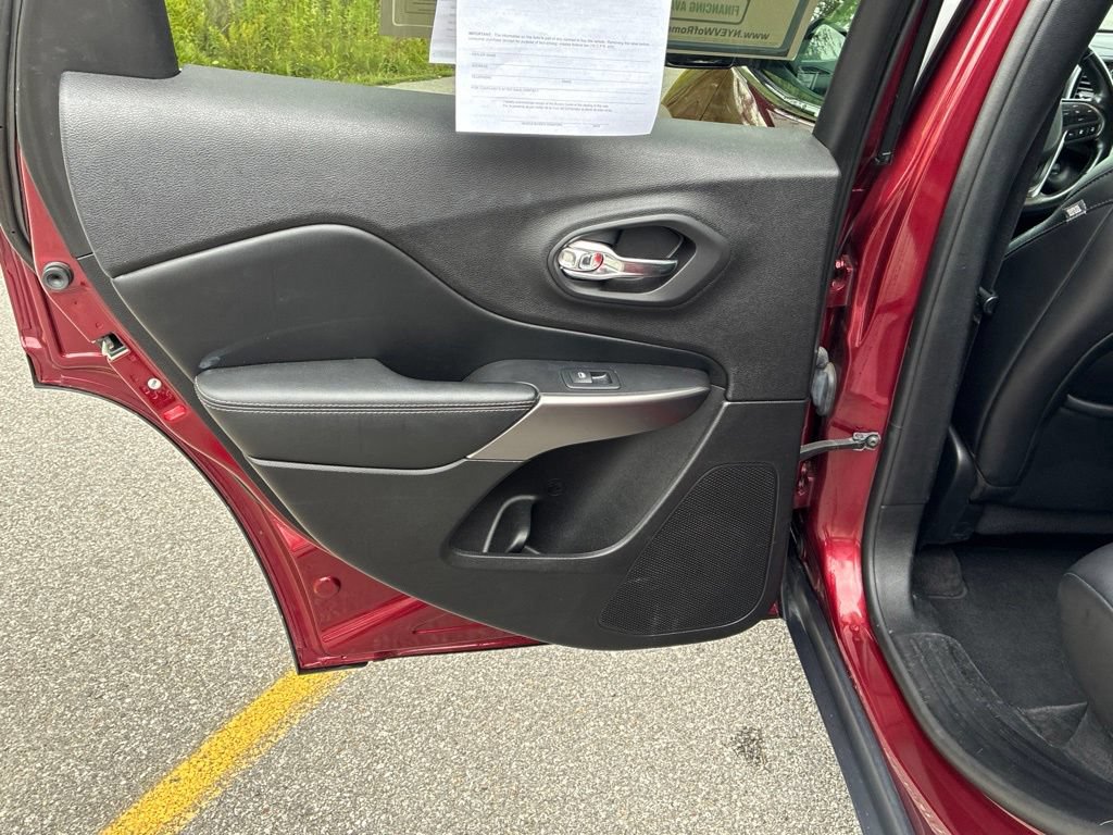 Used 2021 Jeep Cherokee Limited AWD/4WD image 60