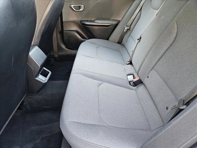 Used 2025 Kia K4 LXS image 17