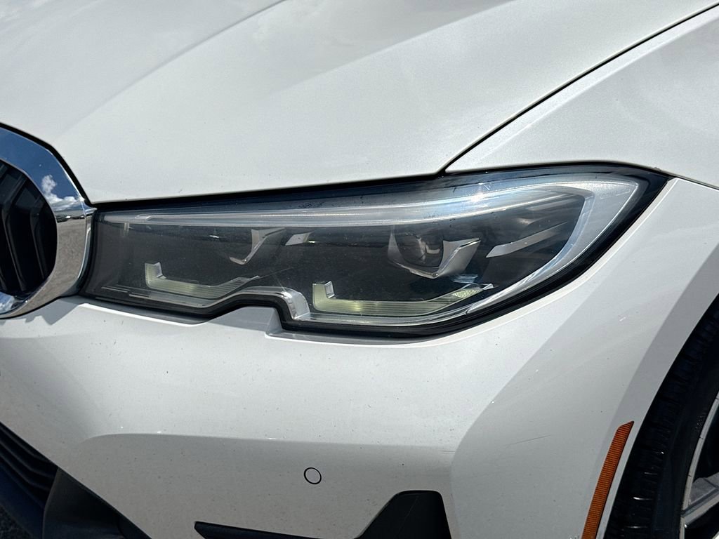 Used 2021 BMW 330i Sedan w/ Convenience Package RWD image 9