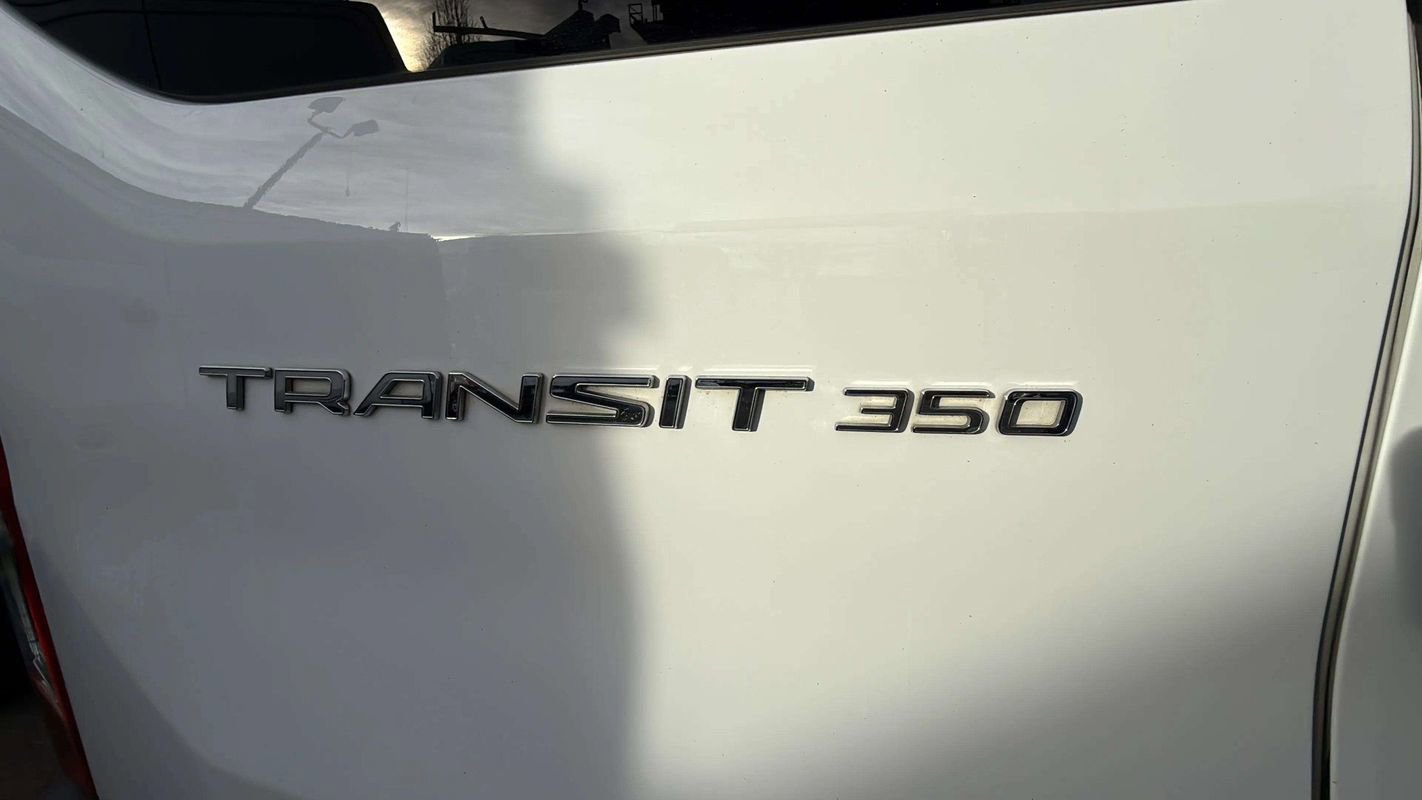 Used 2024 Ford Transit 350 XLT image 18