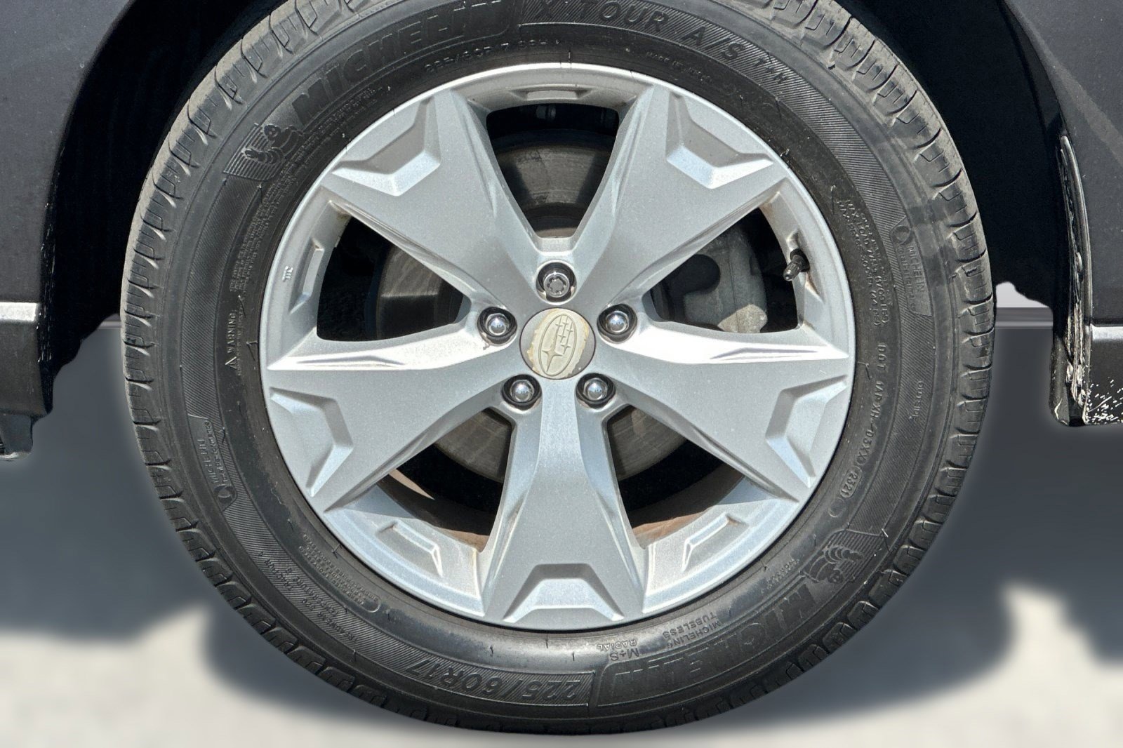 Used 2015 Subaru Forester 2.5i w/ Alloy Wheel Package image 11