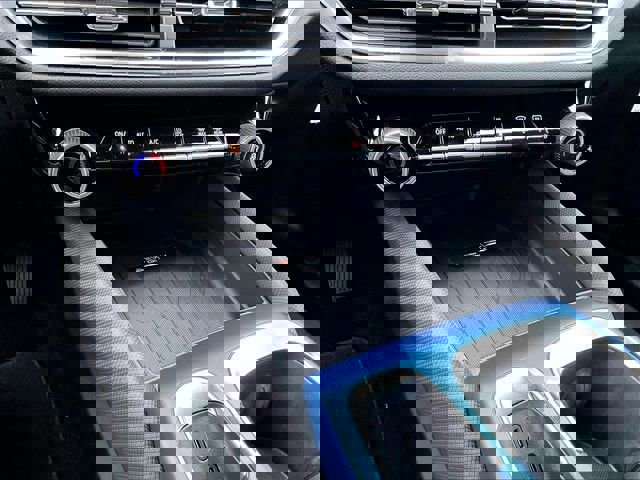 New 2026 Chevrolet Equinox EV LT image 15