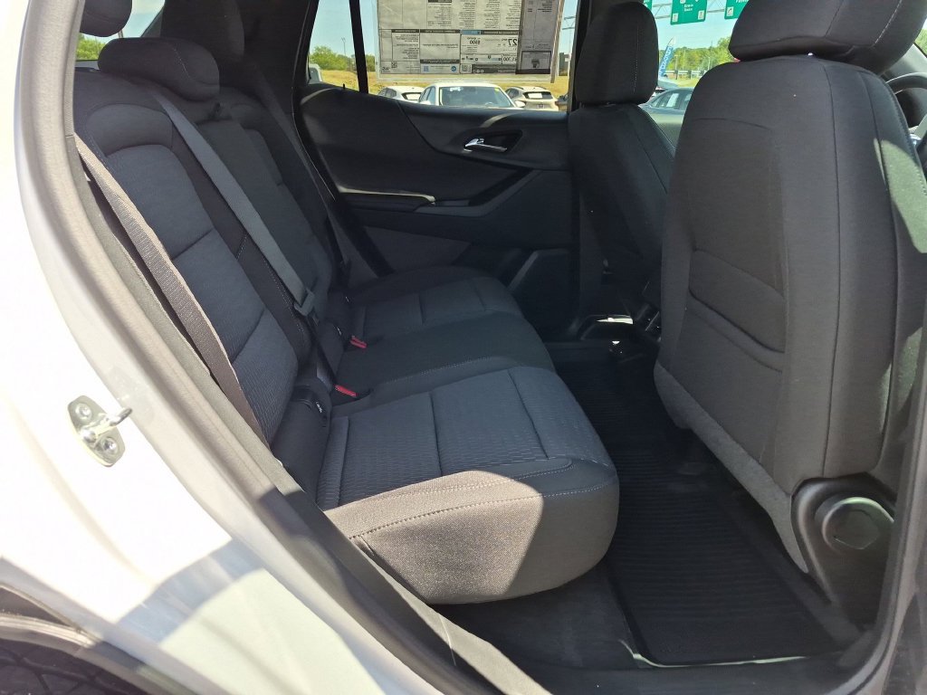 New 2027 Chevrolet Equinox LT w/ Safety and Technology Package FWD image 35