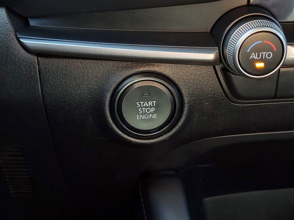 Used 2023 MAZDA MAZDA3 s image 20