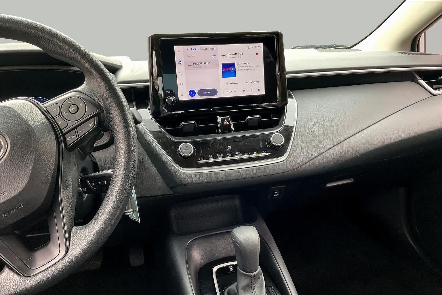 Used 2026 Toyota Corolla LE FWD image 13