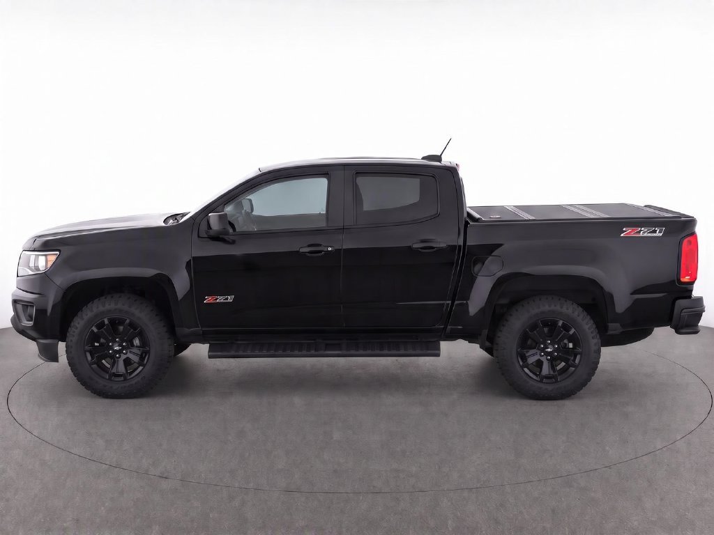 Used 2017 Chevrolet Colorado Z71 w/ Z71 Midnight Edition AWD/4WD image 7