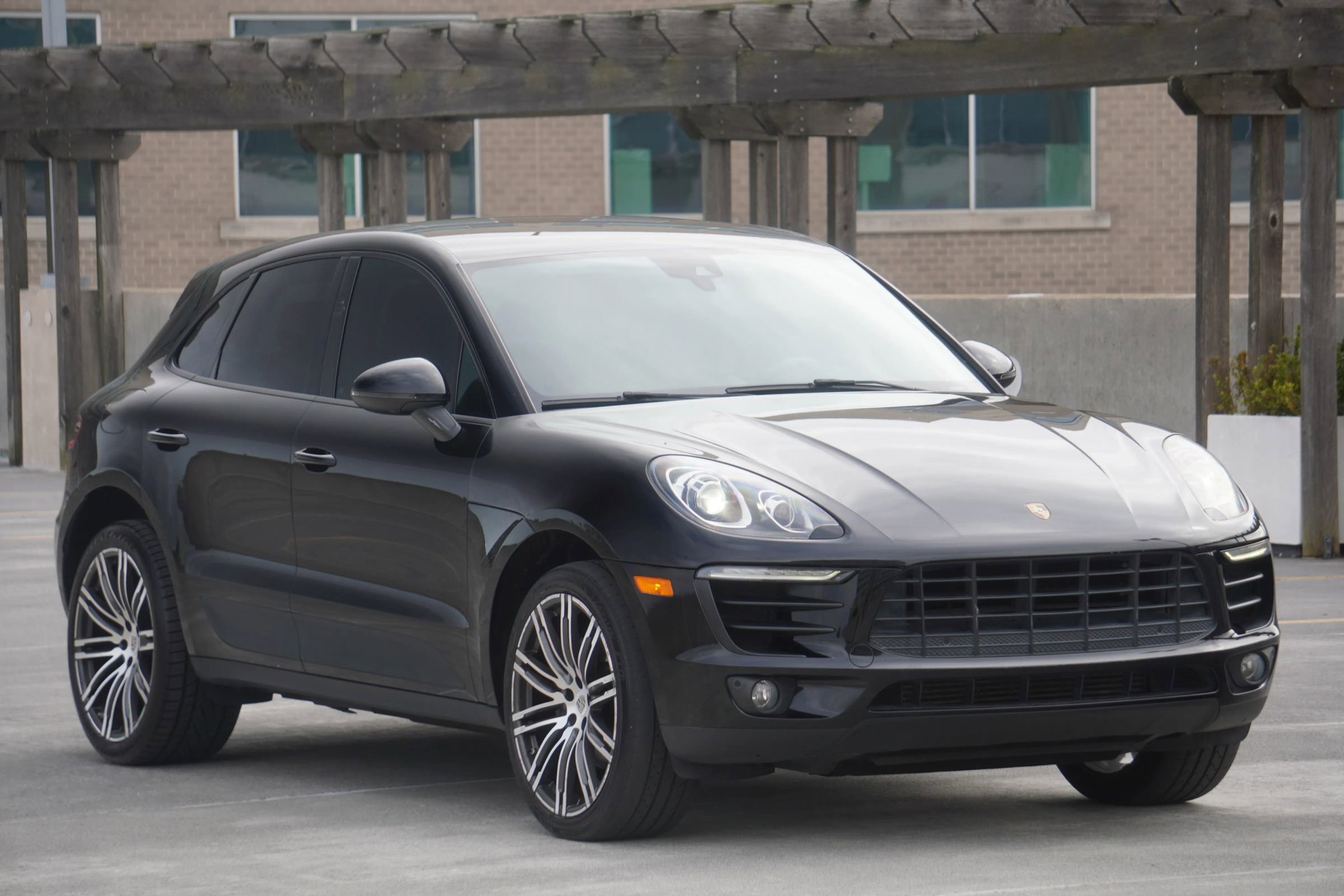 Used 2017 Porsche Macan image 6