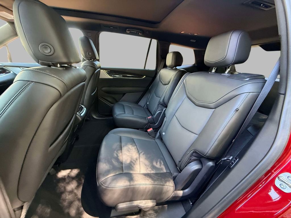 Used 2024 Cadillac XT6 Premium Luxury AWD/4WD image 19
