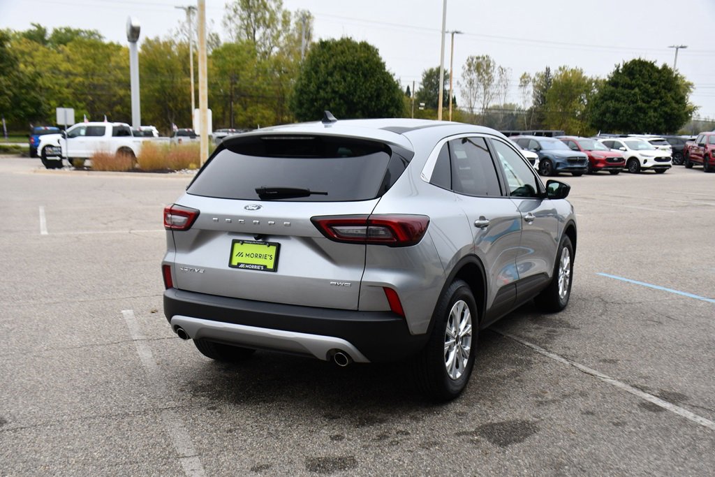 Used 2023 Ford Escape Active image 6