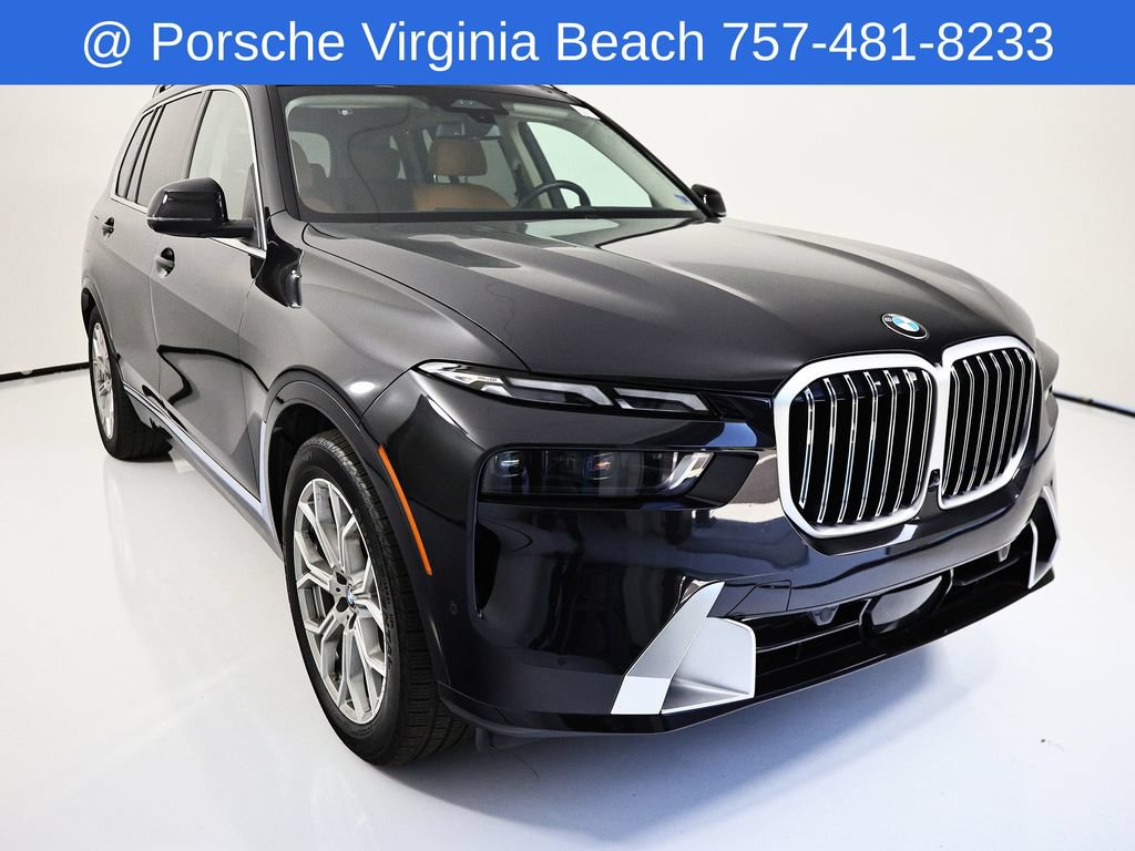 Used 2025 BMW X7 xDrive40i w/ Premium Package AWD/4WD image 9