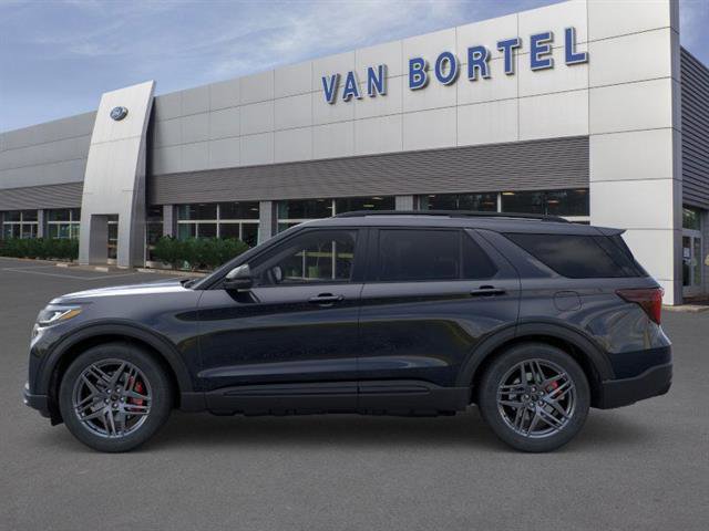 New 2025 Ford Explorer ST image 3