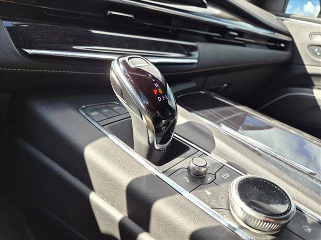 Used 2024 Cadillac Escalade Sport w/ LPO, ONYX Package AWD/4WD image 13