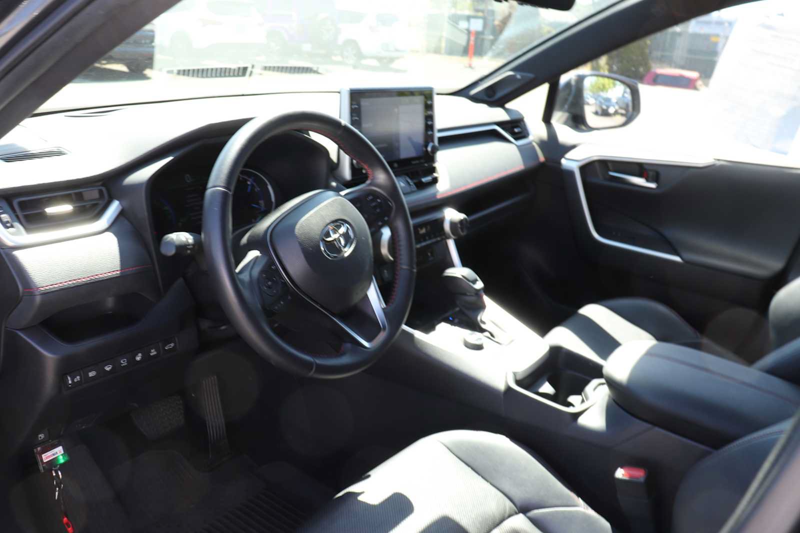 Used 2021 Toyota RAV4 XSE w/ Premium Package AWD/4WD image 10