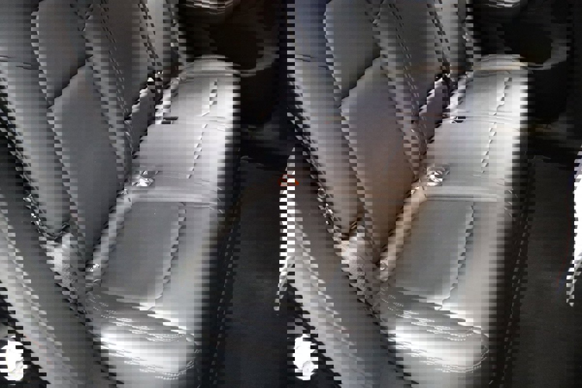 Used 2023 Tesla Model Y Long Range image 32