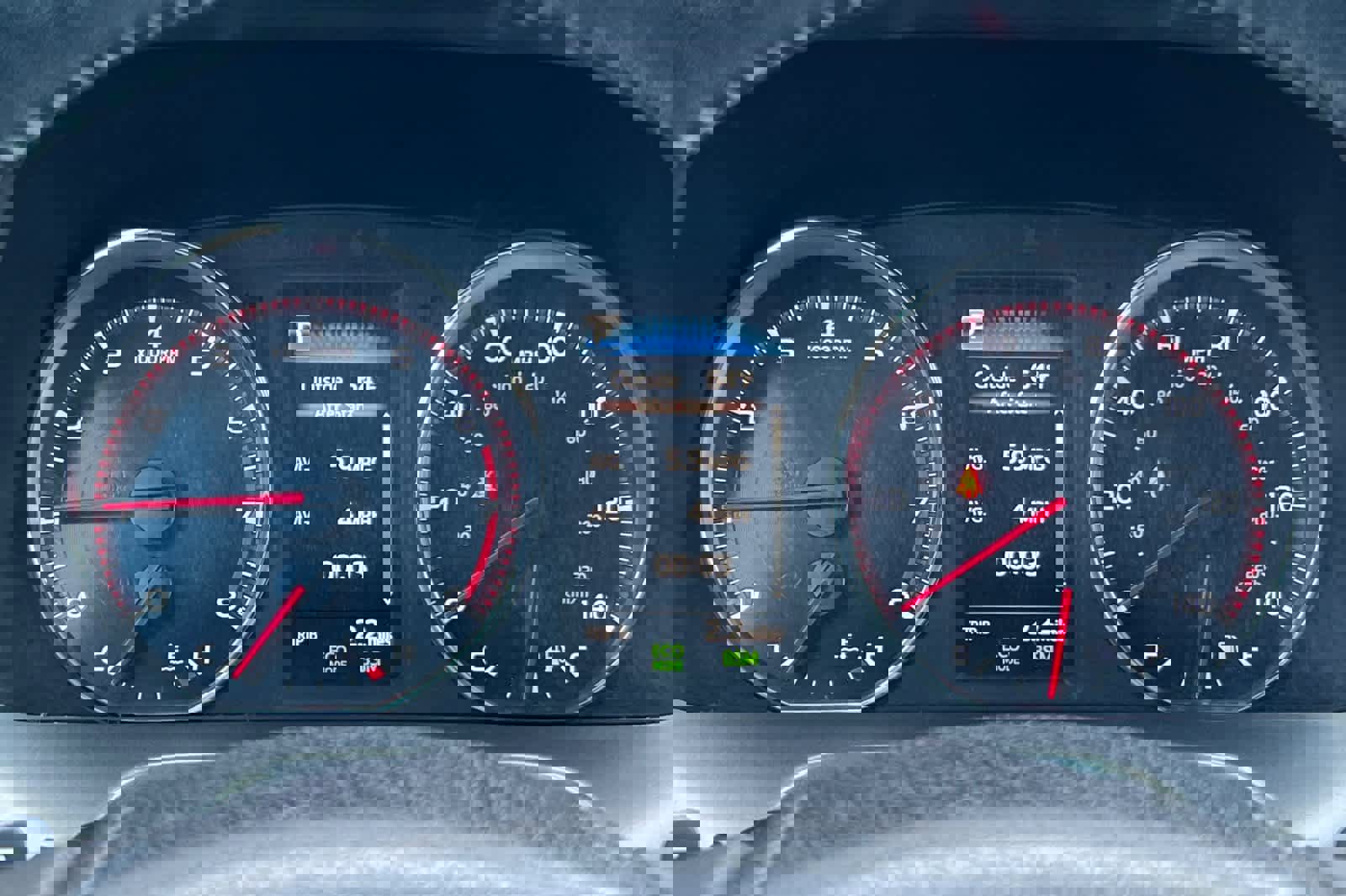 Used 2016 Toyota RAV4 SE image 27