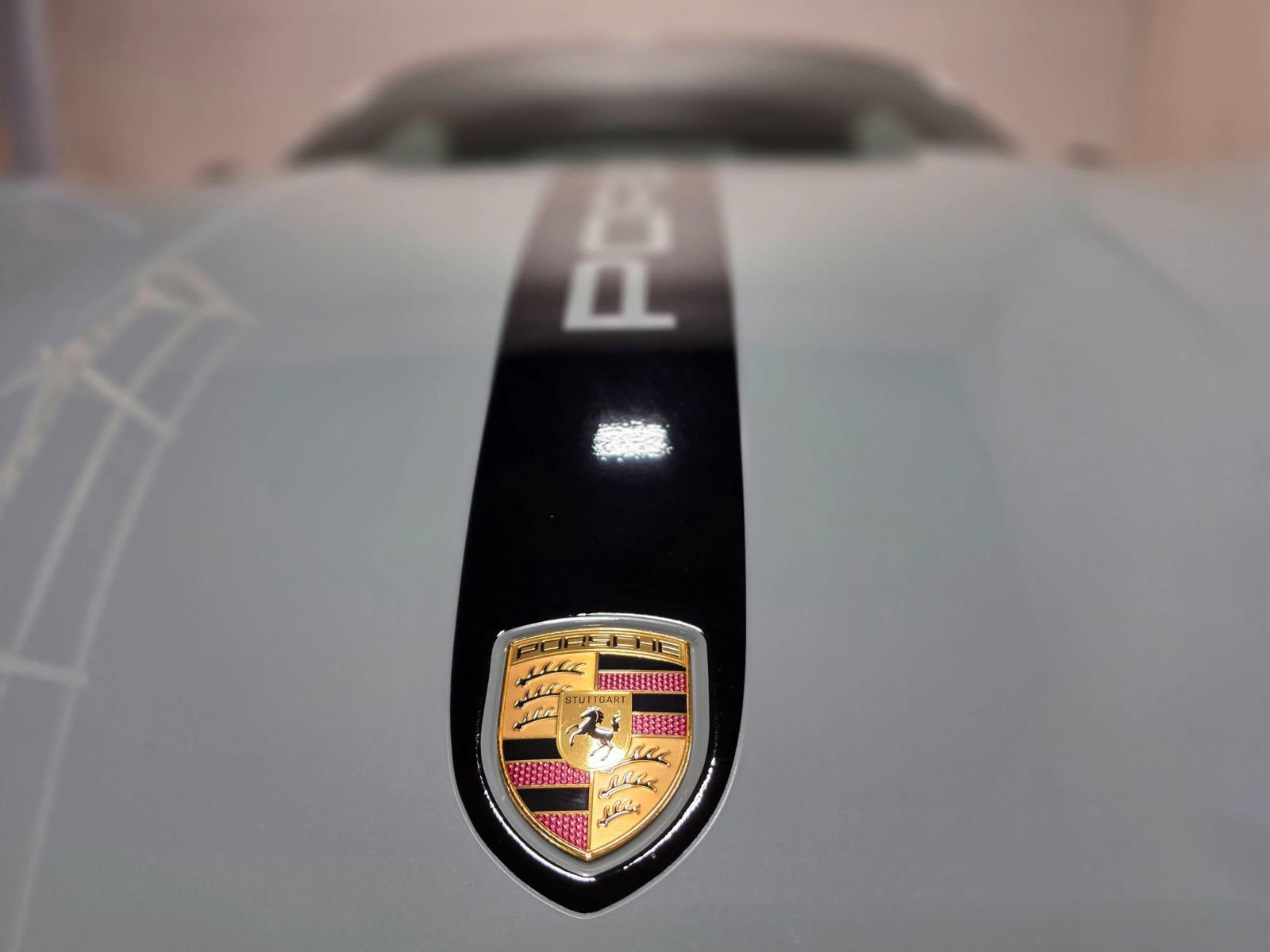 Used 2025 Porsche 911 Carrera 4 GTS AWD/4WD image 40