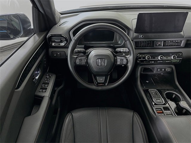Certified 2026 Honda Passport TrailSport Elite image 3
