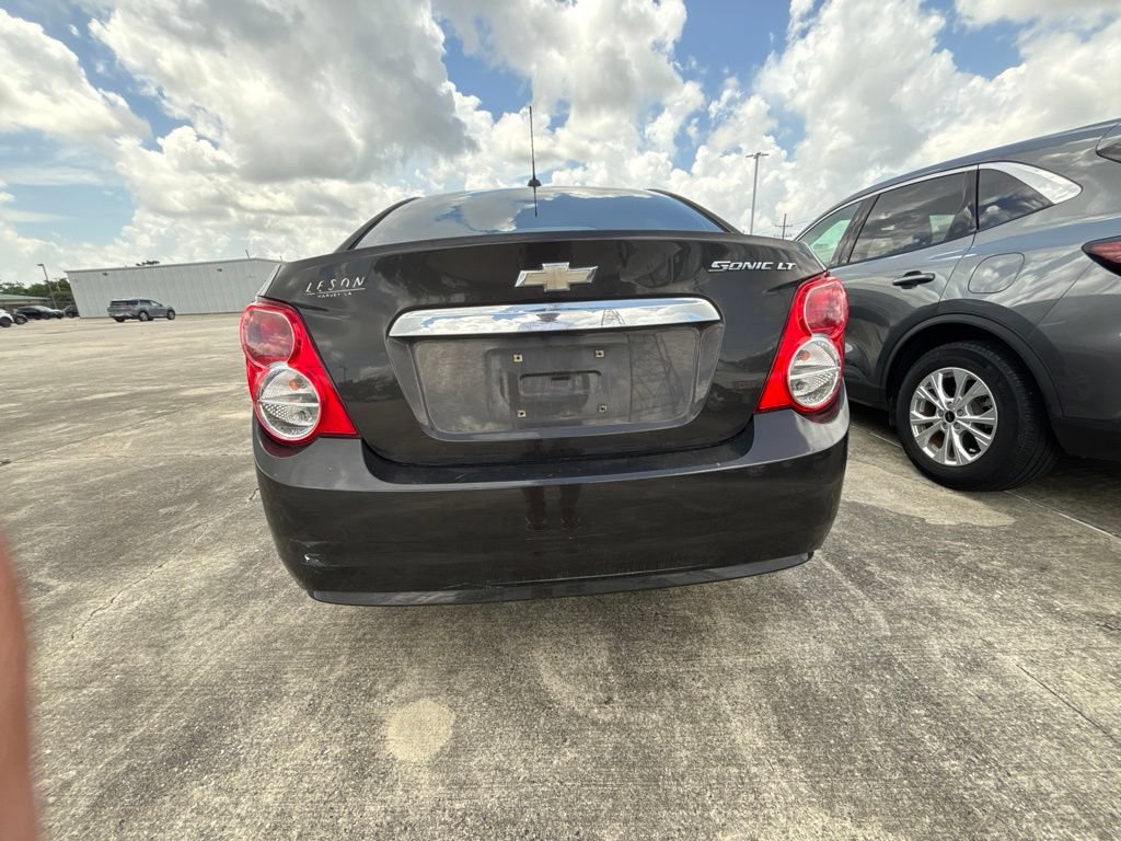 Used 2016 Chevrolet Sonic LT FWD image 3