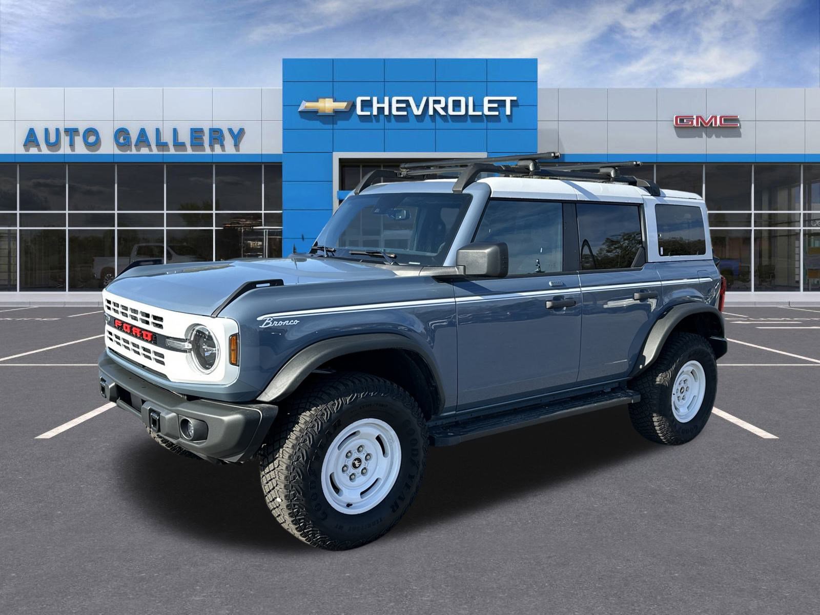Used 2023 Ford Bronco Heritage Edition image 1