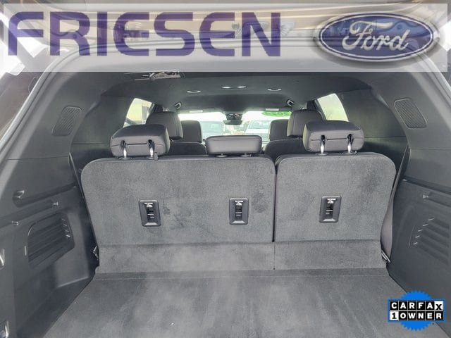 Used 2024 Chevrolet Traverse RS image 28