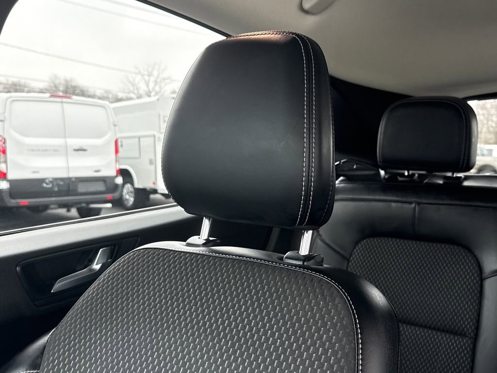 Used 2023 Ford Escape SE image 33